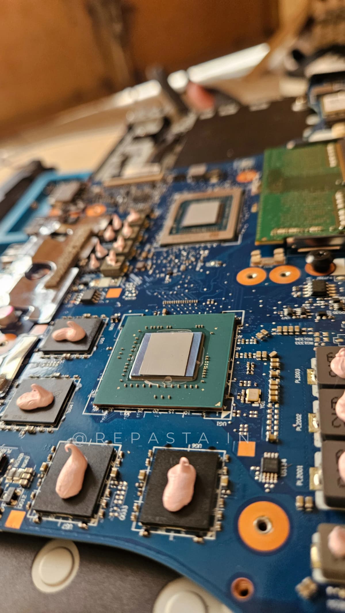 Repaste Laptop Gaming
